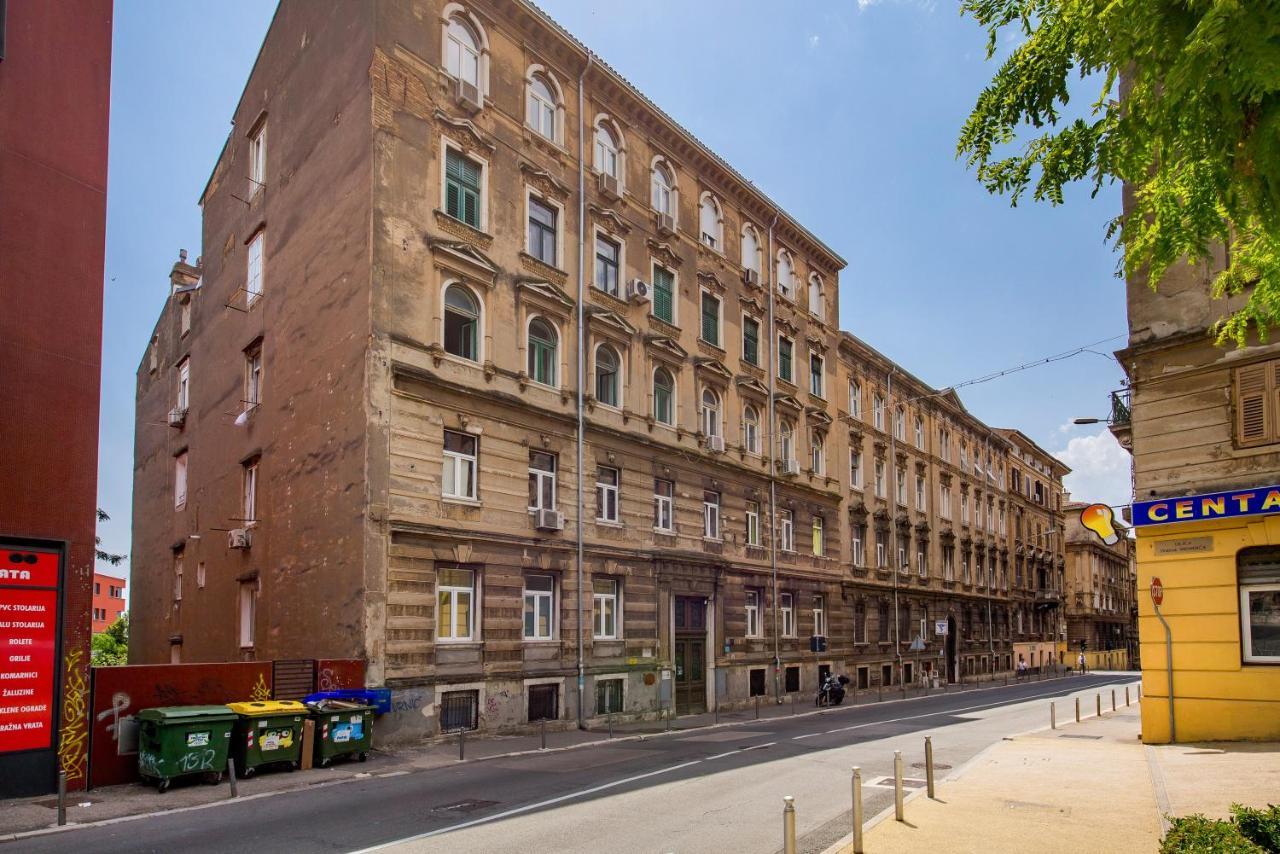 Lux Apartments Rijeka Exteriör bild